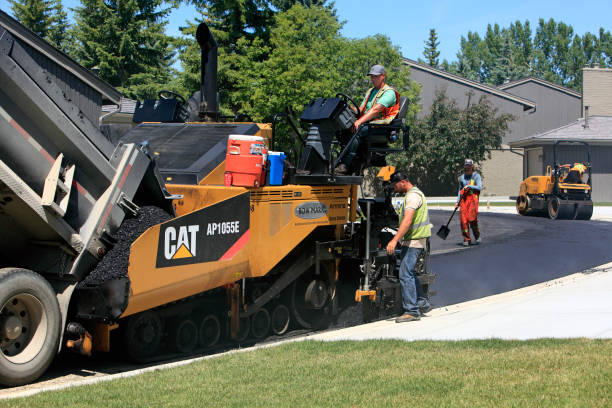 Best Professional Driveway Pavers  in Zanesville, OH
